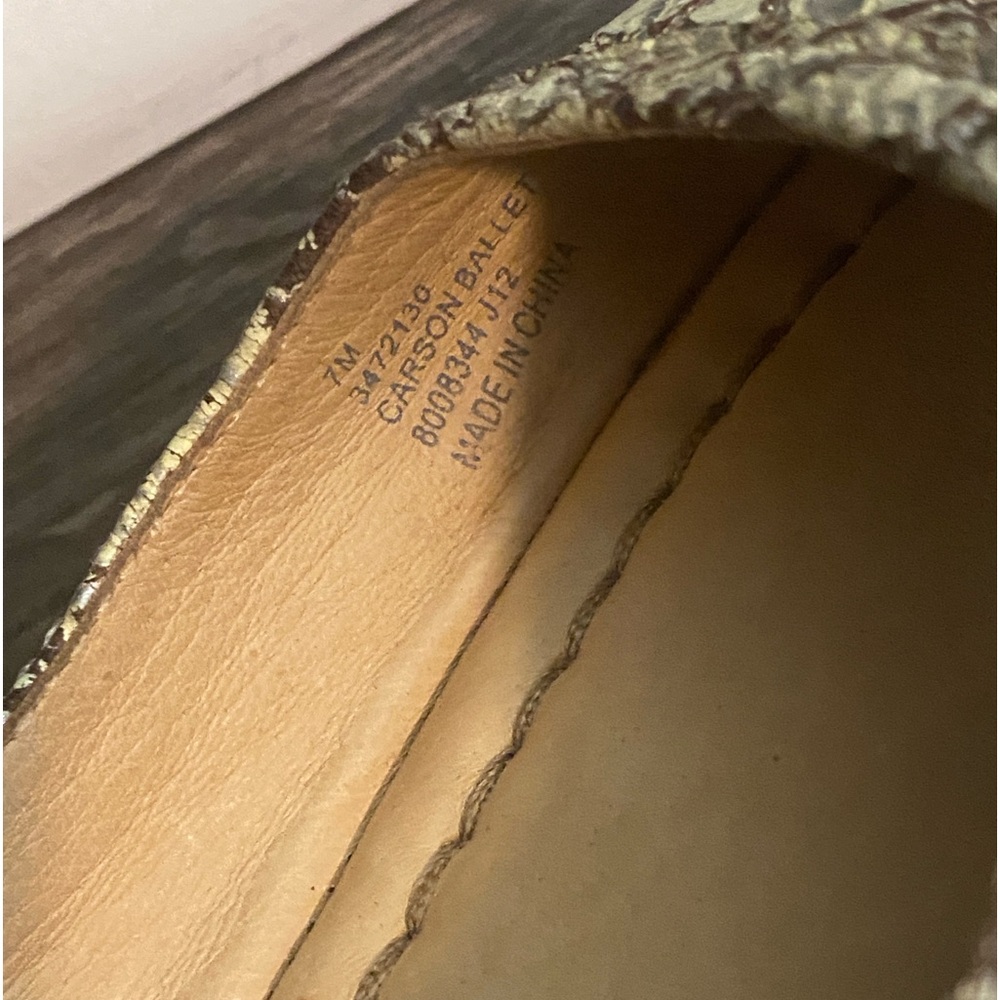 Frye - Carson Crackle Metallic Ballet Flats - 7M - Picture 11 of 11